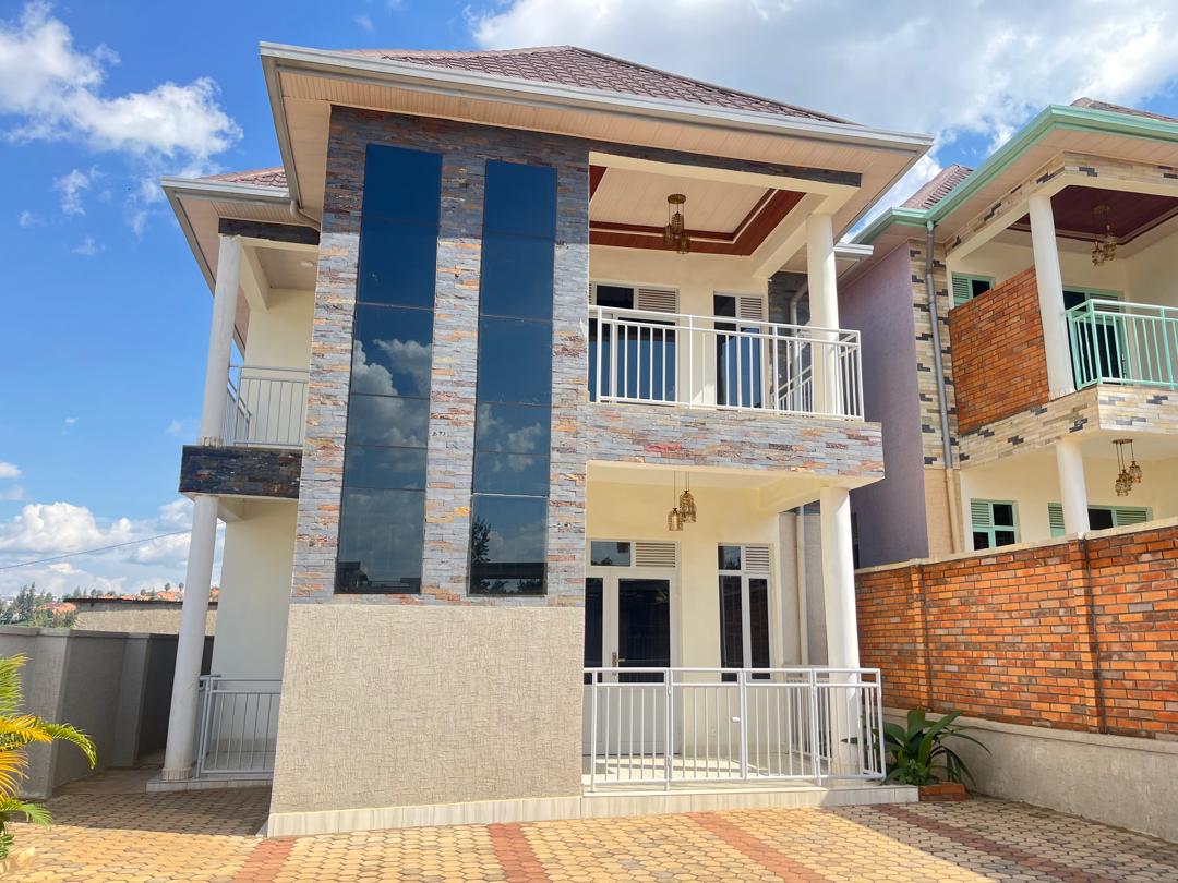Residential House for Sale in Kagugu — photo 3
