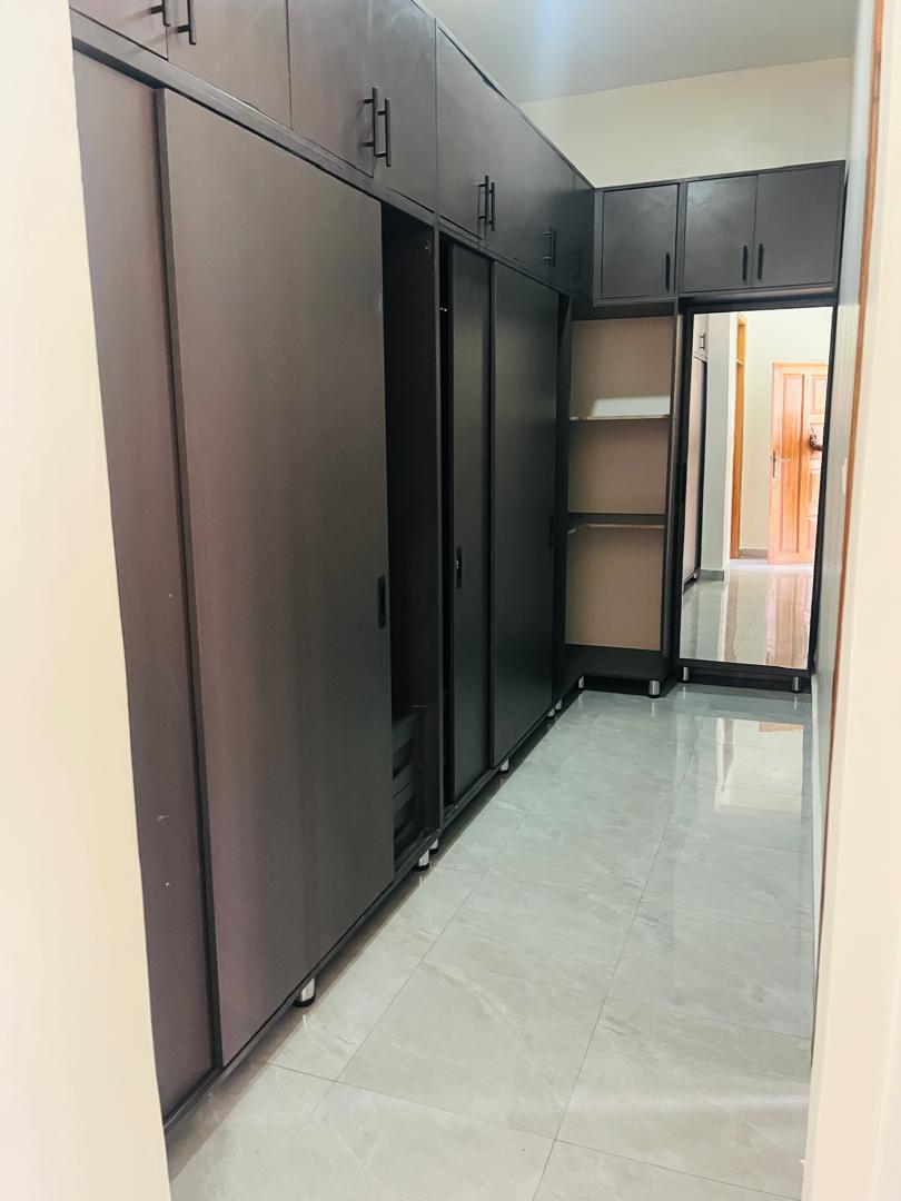 Luxury Villa for Sale in Kagarama, Kigali — photo 8