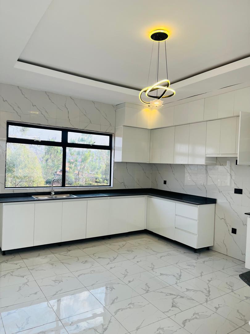 Luxury Villa for Sale in Niboyi — photo 16