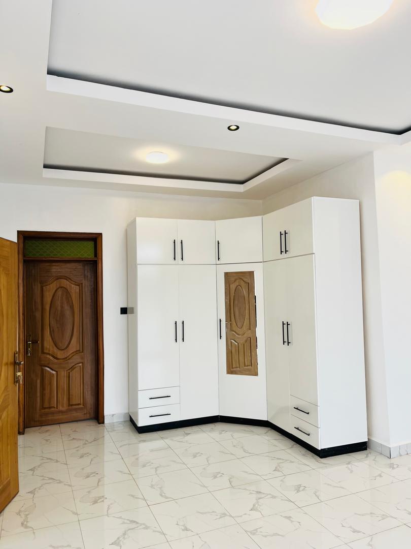 Luxury Villa for Sale in Niboyi — photo 12