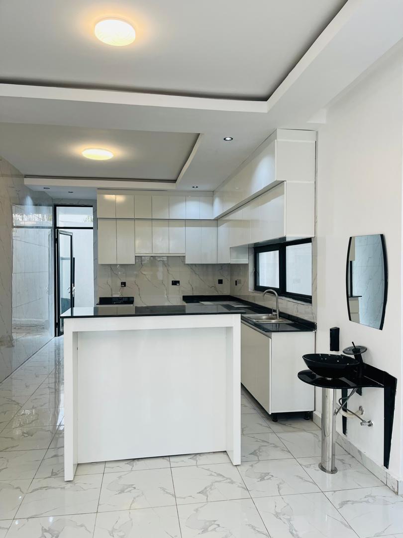 Luxury Villa for Sale in Niboyi — photo 8