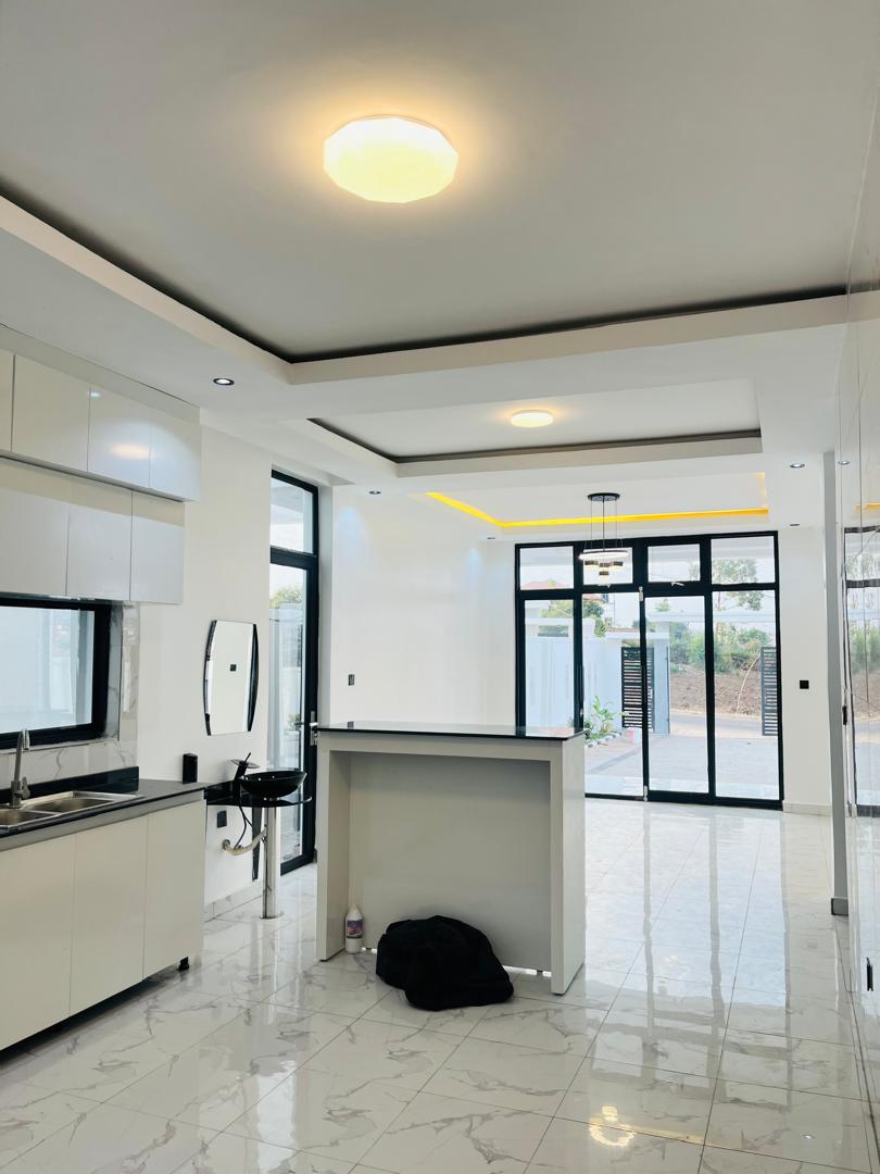 Luxury Villa for Sale in Niboyi — photo 7