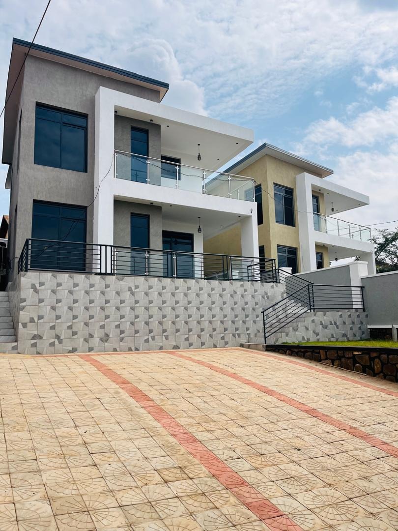 A Perfect Family Home in Kigali — photo 2