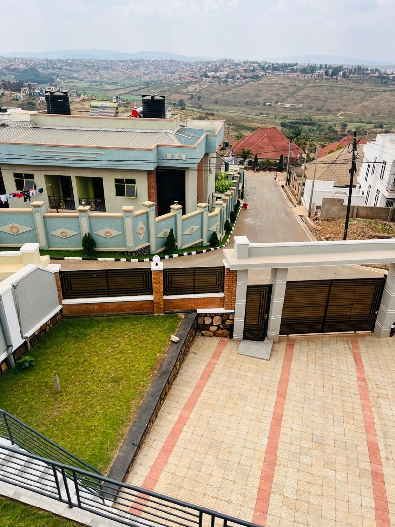 A Perfect Family Home in Kigali — photo 16