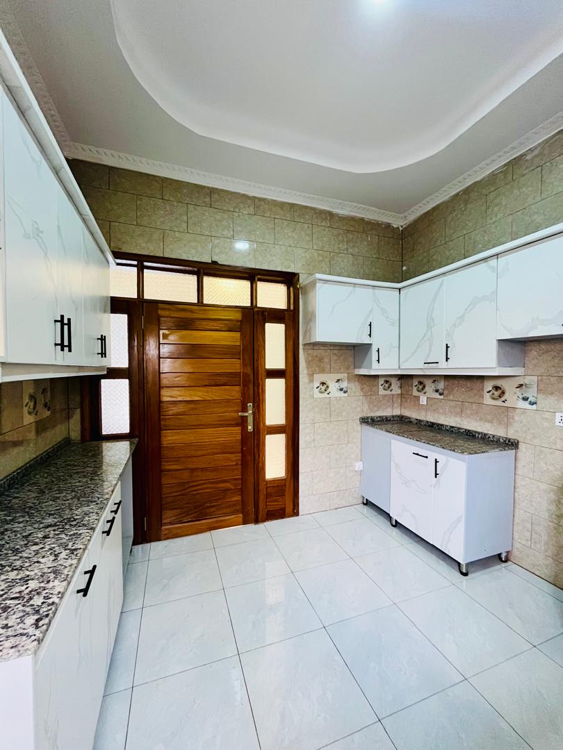 House of Sale in BUSANZE — photo 6